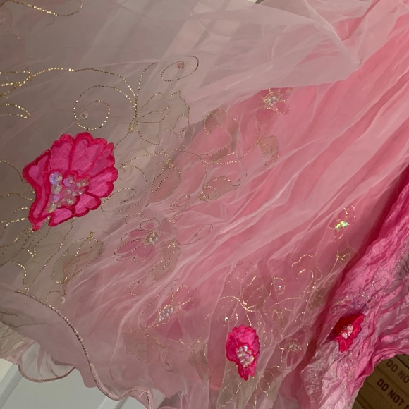 Long skirt (lengha) and dupatta - Picture 2 of 2